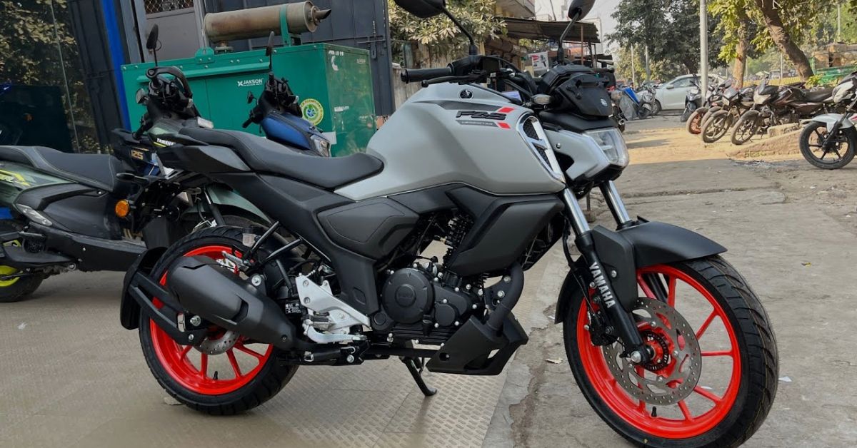 Yamaha FZ-S Fi V4